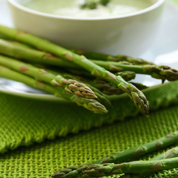 asparagus Pacific 2000 F1 hybrid crowns